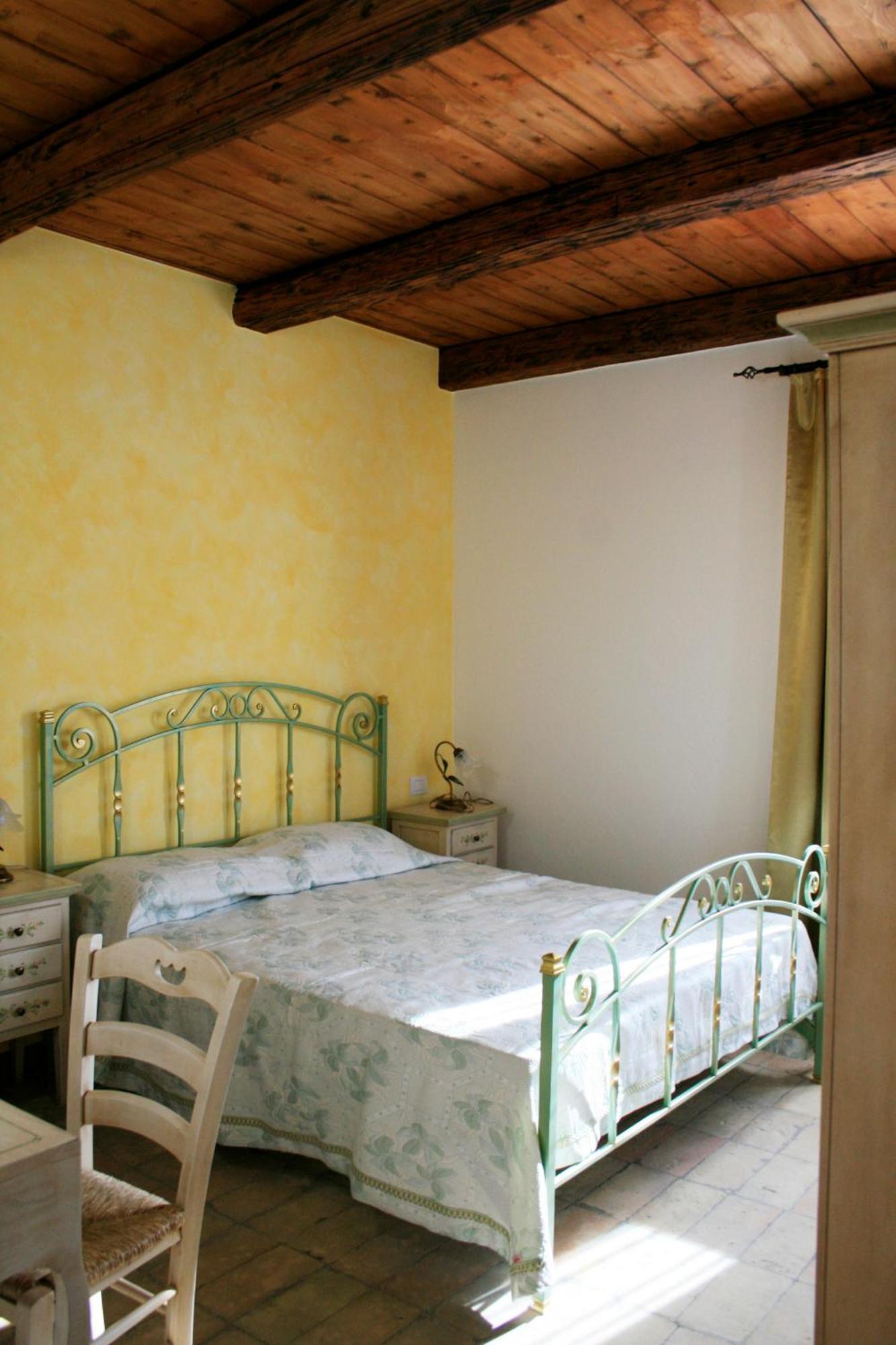 מלון Montegiorgio Agriturismo Fara חדר תמונה