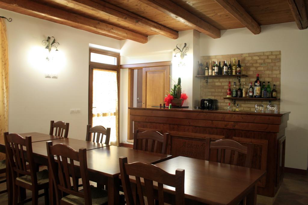 מלון Montegiorgio Agriturismo Fara מראה חיצוני תמונה