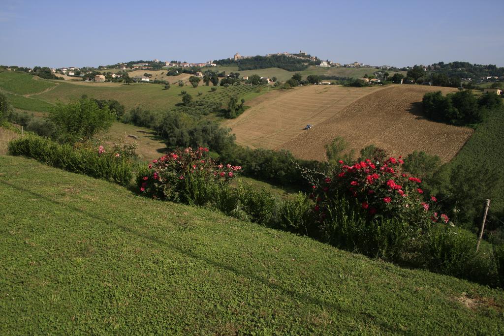 מלון Montegiorgio Agriturismo Fara מראה חיצוני תמונה